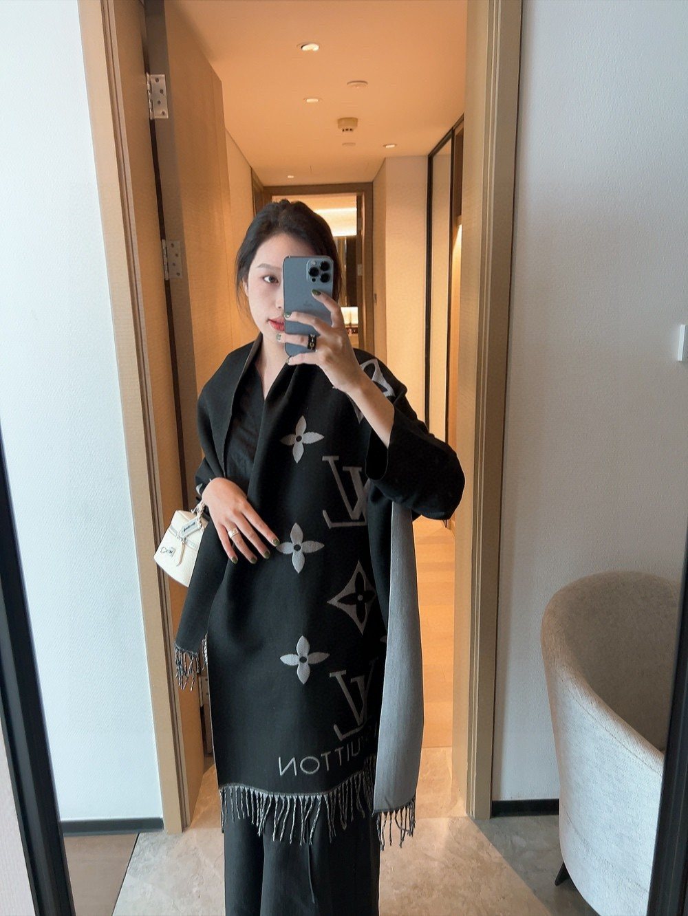 Black & Gray Floral Fringe Scarf Shawl — model