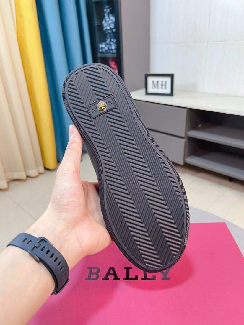 BALLY Dark Gray Pebbled Leather Sneakers — back