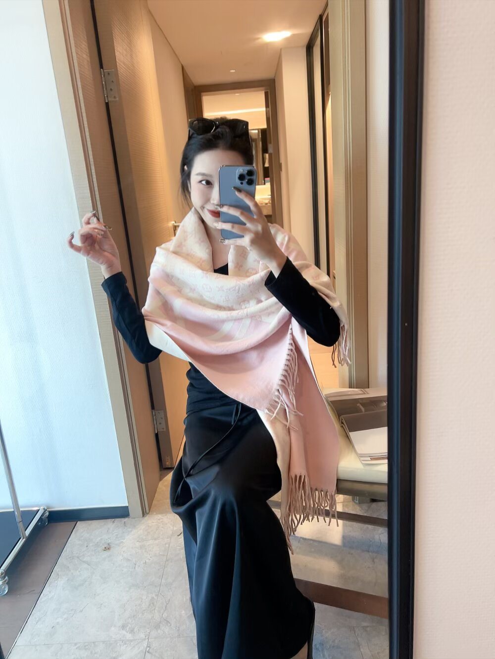 Louis Vuitton Infinity Dots Fringed Shawl — front