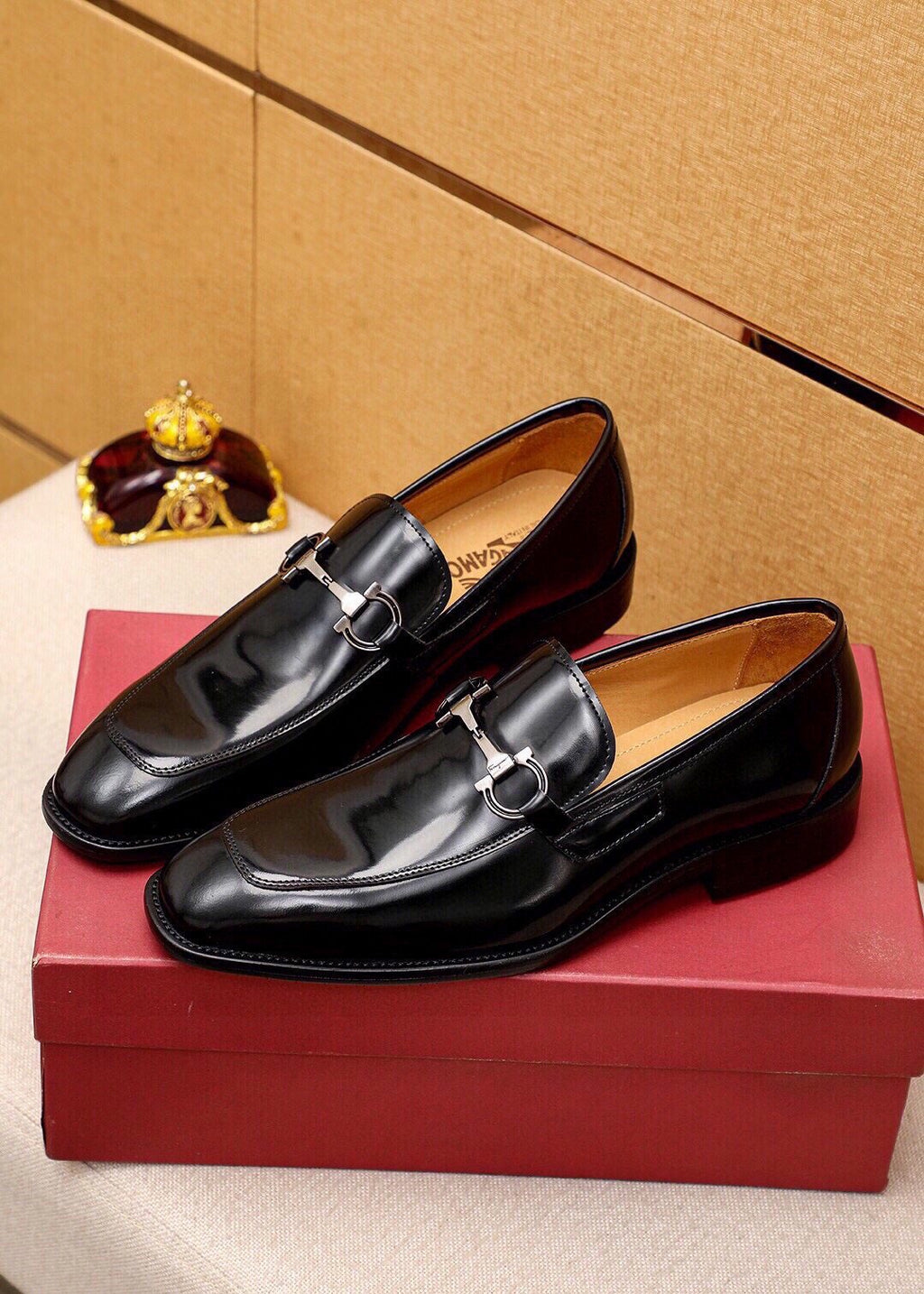 Ferragamo Buckle Leather Loafers — side