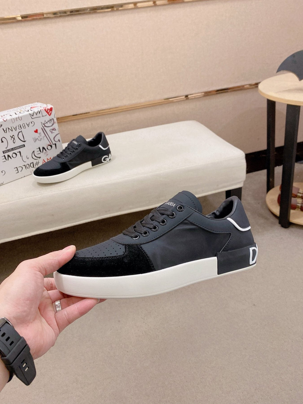 Dolce & Gabbana Contrast Low-Top Sneakers — side