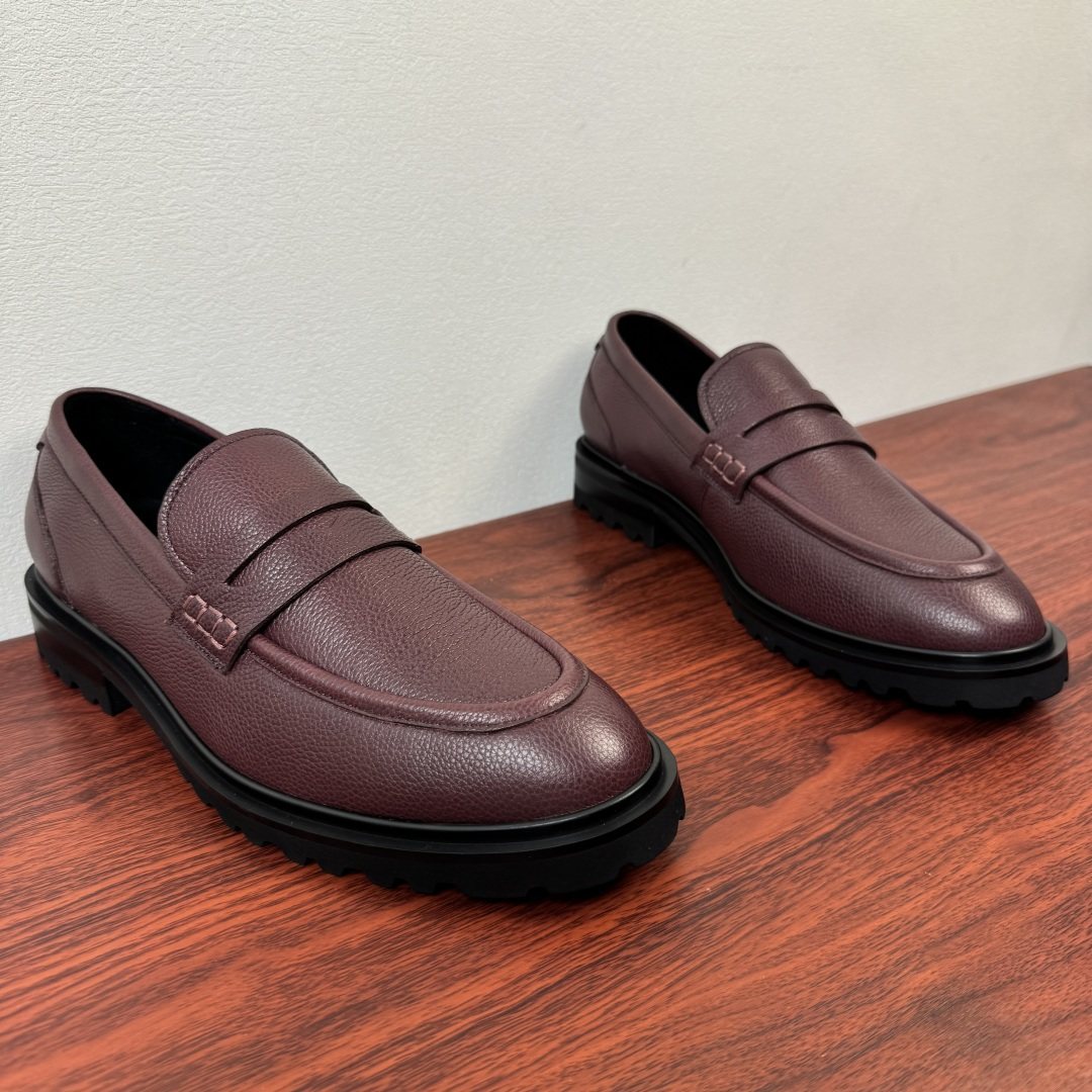 Dolce & Gabbana Lug Sole Loafers — front